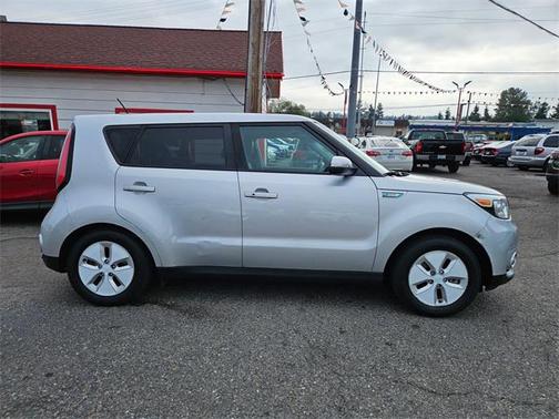 2016 Kia Soul EV +