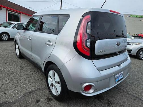2016 Kia Soul EV +