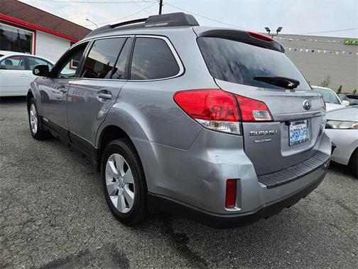 2010 Subaru Outback 2.5 i Premium