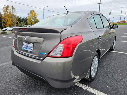 2015 Nissan Versa 1.6 S+