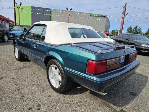 1992 Ford Mustang LX 5.0L Sport