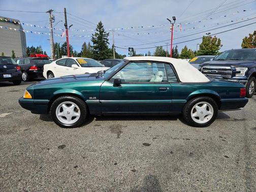 1992 Ford Mustang LX 5.0L Sport