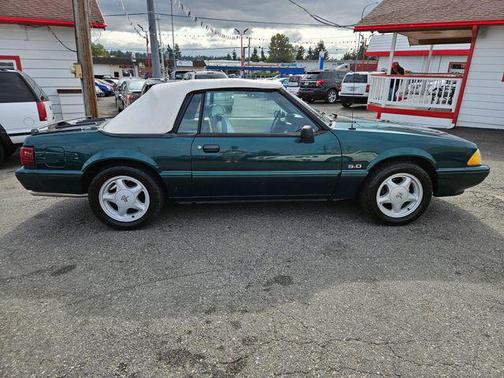 1992 Ford Mustang LX 5.0L Sport