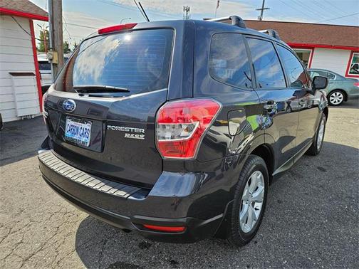 2015 Subaru Forester 2.5i