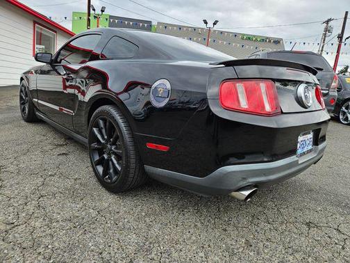 2011 Ford Mustang V6 Premium