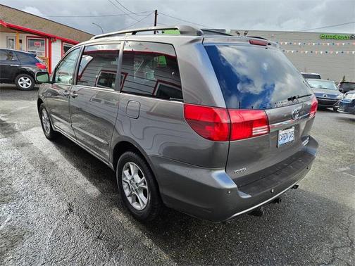 2005 Toyota Sienna XLE Limited