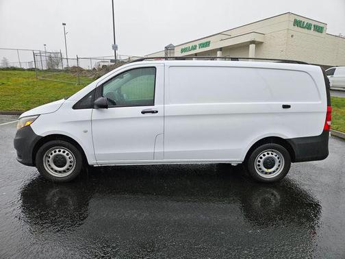 2023 Mercedes-Benz Metris Base