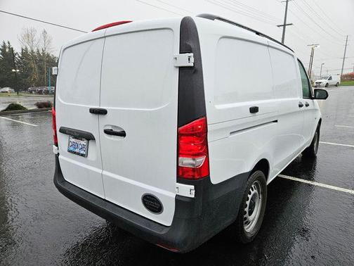 2023 Mercedes-Benz Metris Base