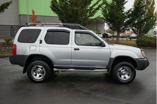 2000 Nissan Xterra SE