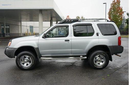 2000 Nissan Xterra SE
