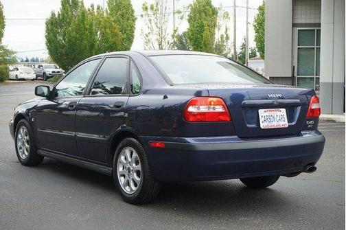 2002 Volvo S40 Base