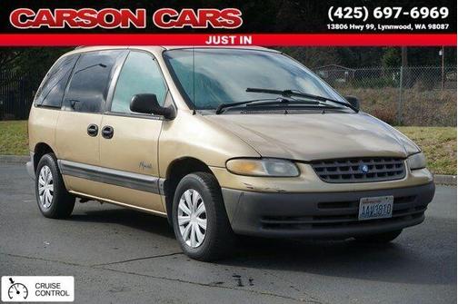 1997 Plymouth Voyager SE