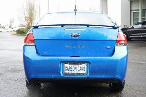 Photo 3 of 12 of 2010 Ford Focus SE