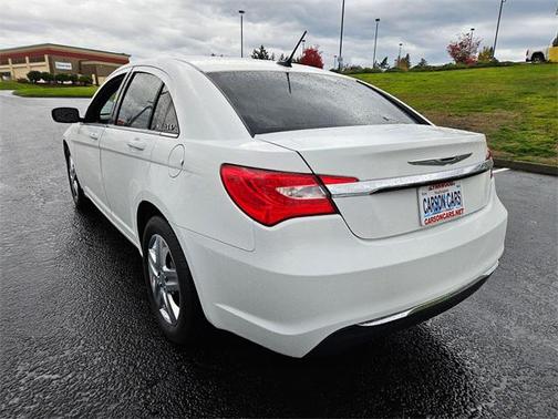 2014 Chrysler 200 LX