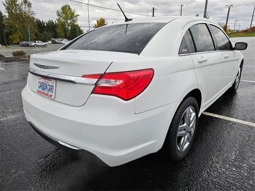 2014 Chrysler 200 LX