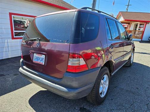1999 Mercedes-Benz M-Class ML 320