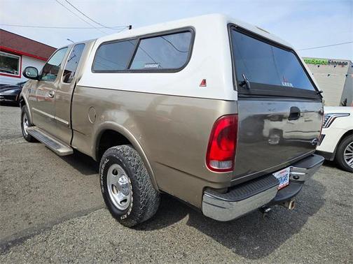 2001 Ford F-150 XLT