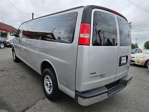 2011 GMC Savana 3500 LS