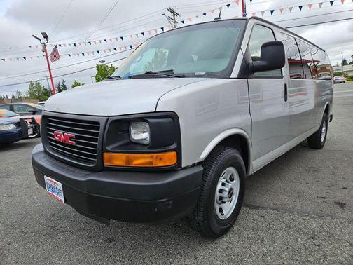 2011 GMC Savana 3500 LS