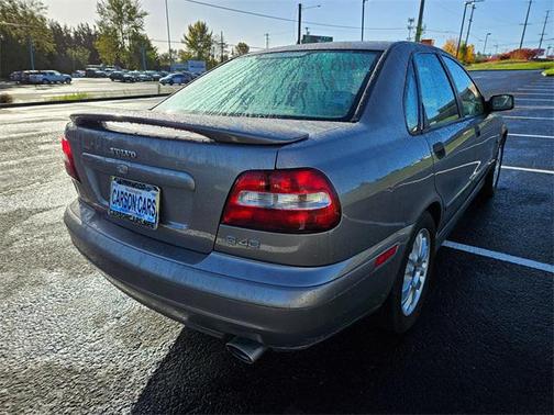 2004 Volvo S40 Base