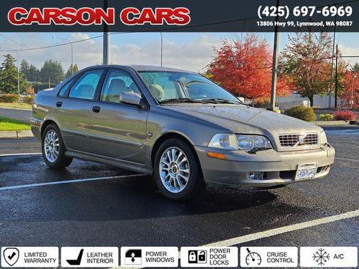 2004 Volvo S40 Base