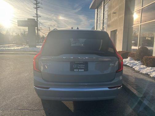 2025 Volvo XC90 B6 Plus 7-Seater