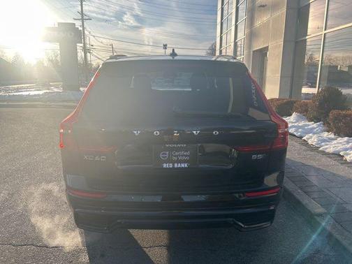 2025 Volvo XC60 B5 Plus