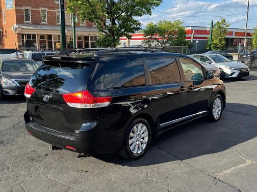 Black 2012 Toyota Sienna XLE