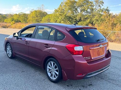 2012 Subaru Impreza 2.0i Premium