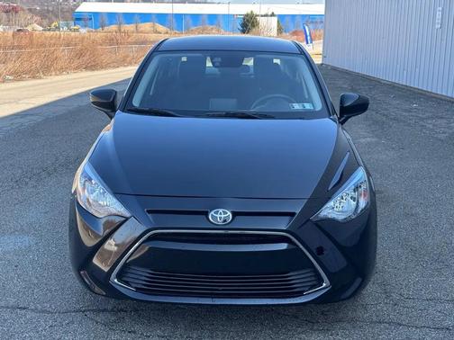 2017 Toyota Yaris iA Base