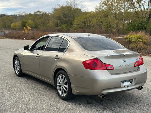 2009 INFINITI G37 Journey