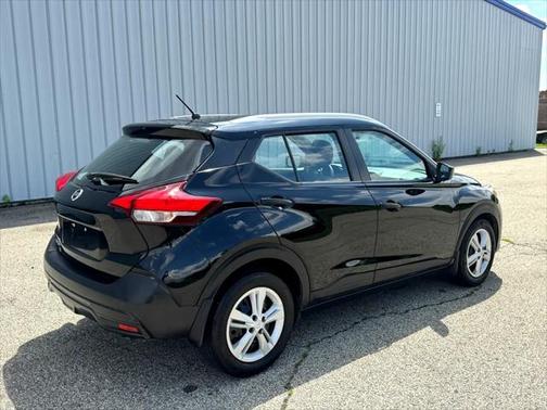 2019 Nissan Kicks SV