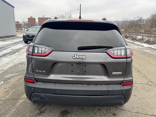 2019 Jeep Cherokee Latitude Plus