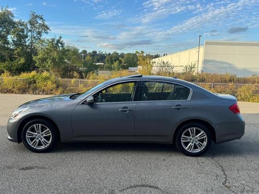 2012 INFINITI G37x Base