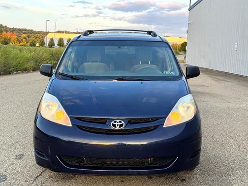 2007 Toyota Sienna LE