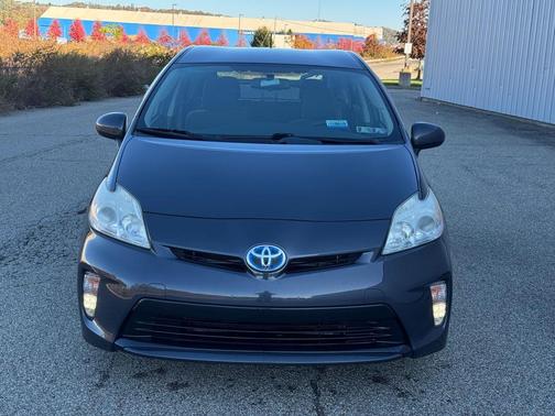 2013 Toyota Prius Three
