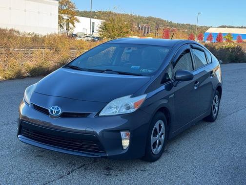 2013 Toyota Prius Three