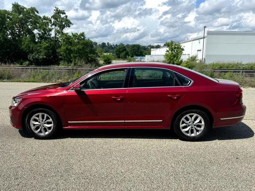 2017 Volkswagen Passat 1.8T S