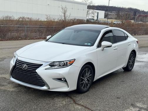2017 Lexus ES 350 Base
