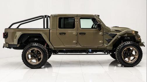 2025 Jeep Gladiator Nighthawk