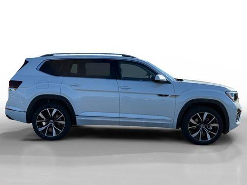 2026 Volkswagen Atlas 2.0T SEL Premium R-Line 4MOTION
