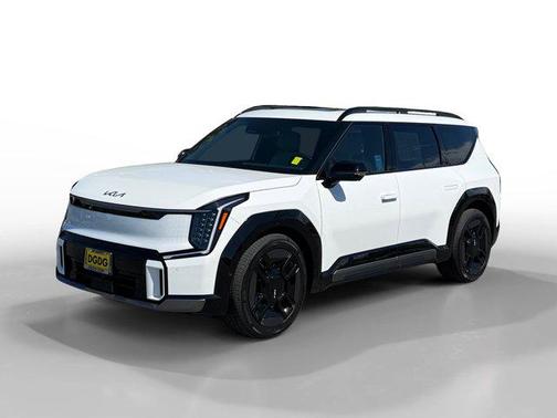 Snow White Pearl 2024 Kia EV9 GT-Line