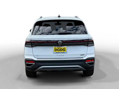 2025 Volkswagen Taos 1.5T SEL