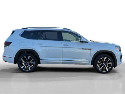 Opal White Pearl 2025 Volkswagen Atlas 2.0T SEL Premium R-Line 4MOTION