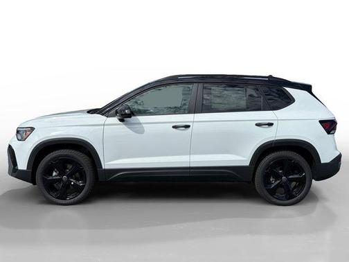 2025 Volkswagen Taos 1.5T SE Black