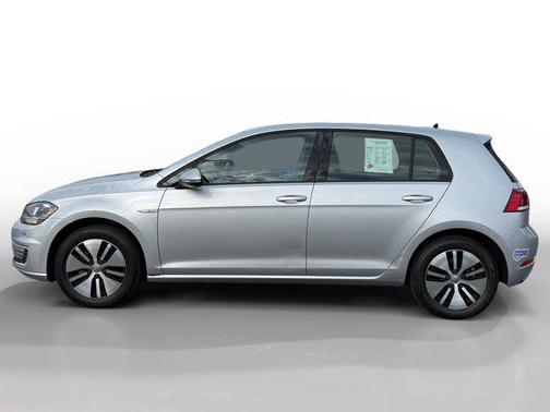 2019 Volkswagen e-Golf SE