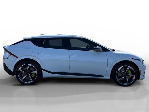Snow White Pearl 2024 Kia EV6 GT