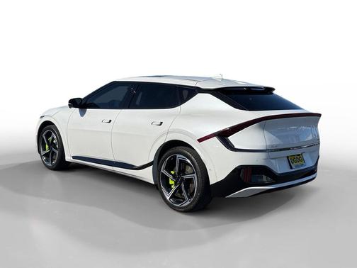 Snow White Pearl 2024 Kia EV6 GT
