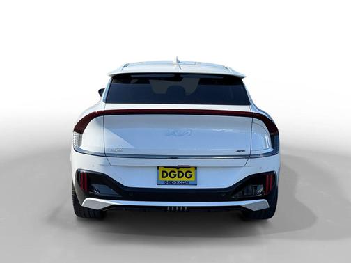 Snow White Pearl 2024 Kia EV6 GT
