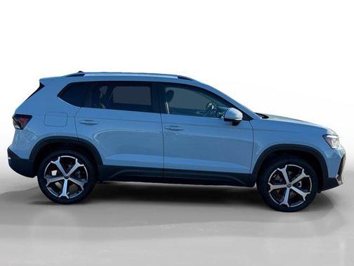 2026 Volkswagen Taos SEL